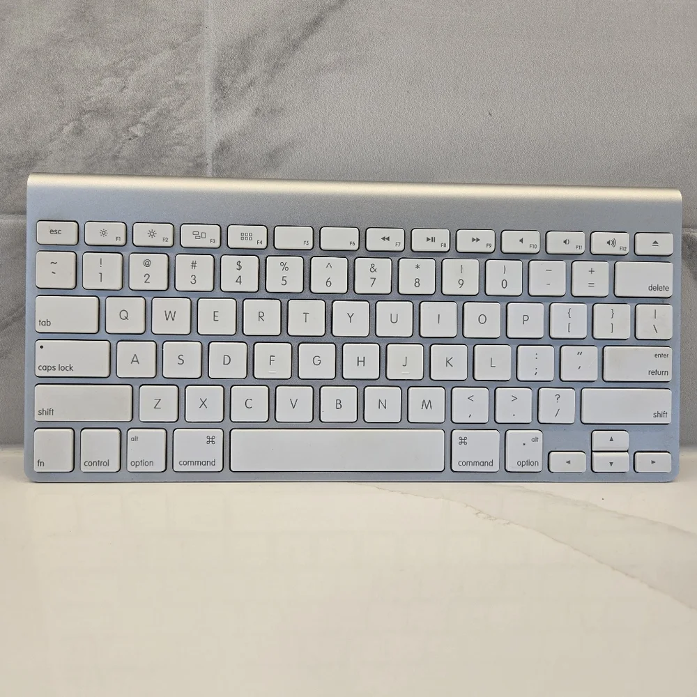 Genuine‎ Apple Wireless Bluetooth Keyboard 11314 Mac Aluminum